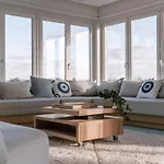 Semesterbostad Huswell - Beautiful With Stunning View