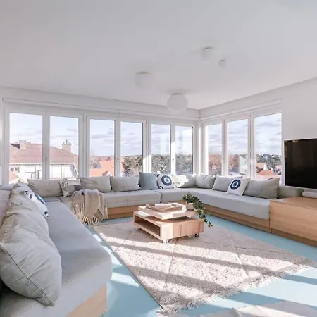 Huswell - Beautiful With Stunning View