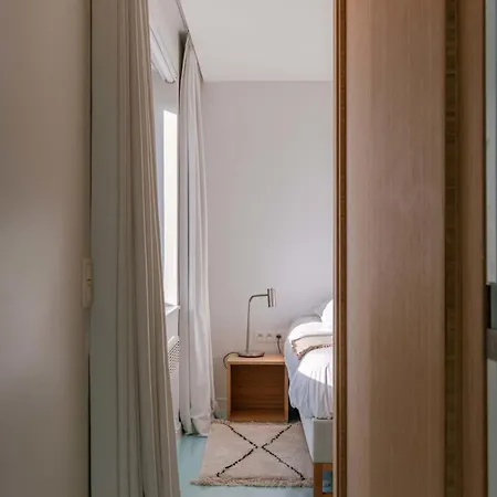 Huswell - Beautiful With Stunning View *