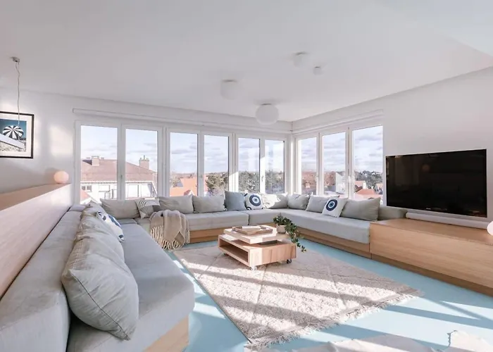 Huswell - Beautiful With Stunning View