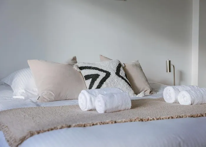 Huswell - Beautiful With Stunning View