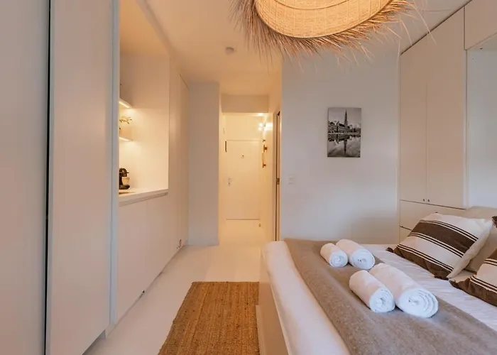 Huswell - Beautiful With Stunning View *