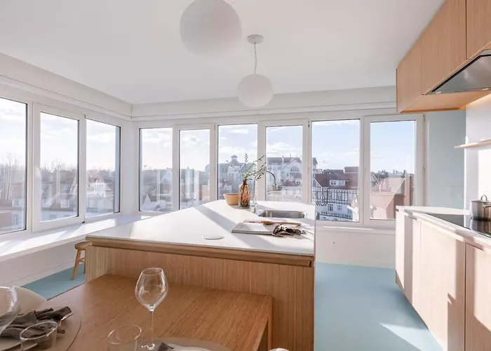 Huswell - Beautiful With Stunning View Holiday home De Haan